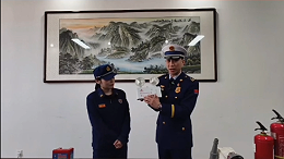 消防直播进企业 安全宣讲入人心——盈通公司联合消防救援大队开展会议室专场消防直播宣传活动